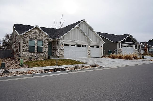 Image of 3643 W Cornstalk Way