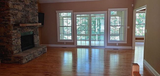 Image of 89 Dallas Dr