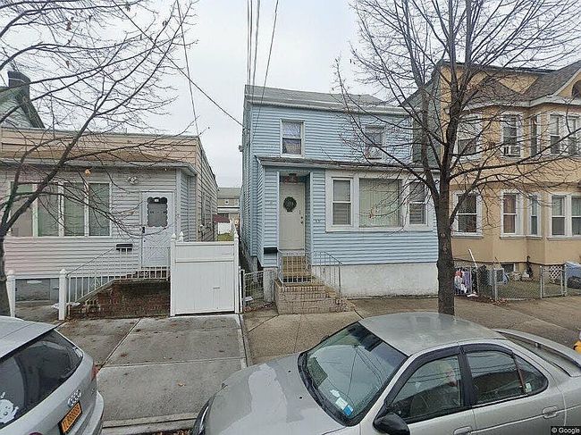 Photo of 1830 124th St, Flushing, NY