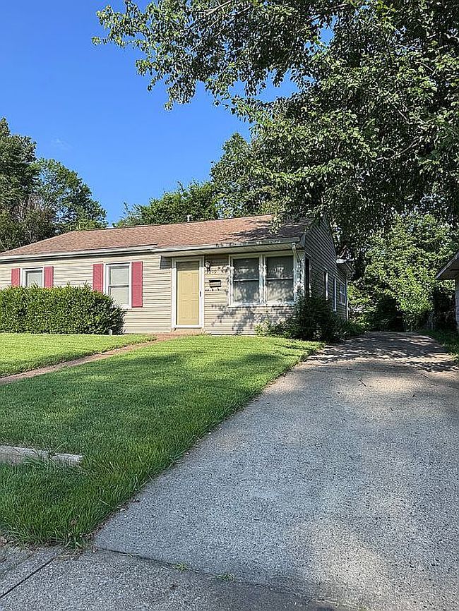 Additional photo 3 of property located at 3219 Lorine Ln