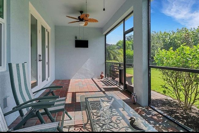 Image of 14594 Tropical Dr
