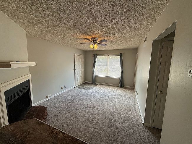 Image of 301 Cedarcreek Dr
