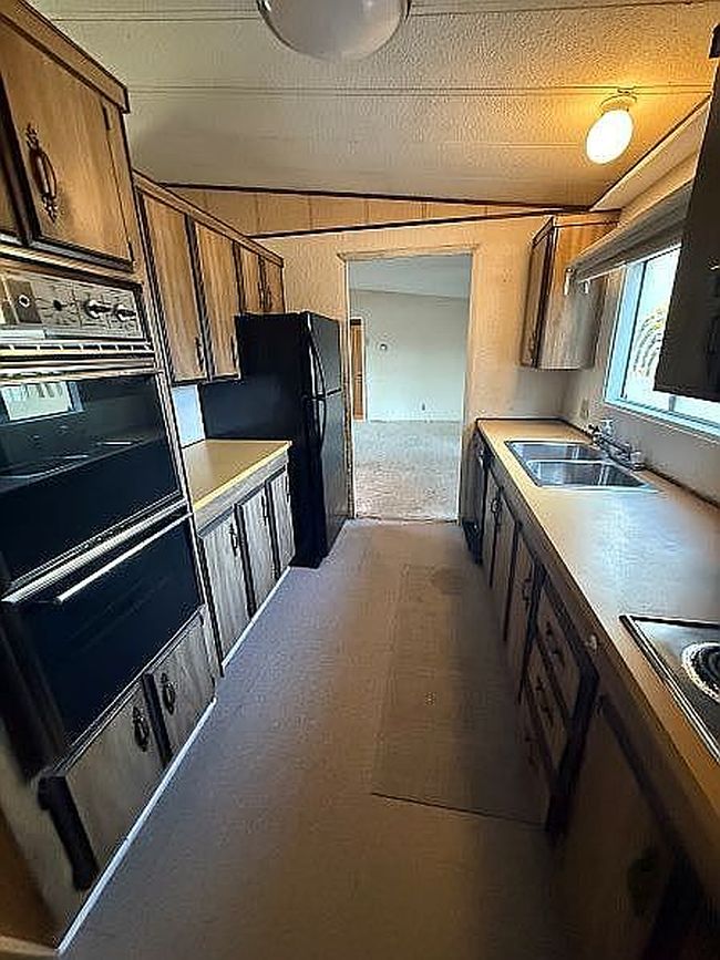 Photo of 93520 Highway 99 S Unit 20, Junction City, OR