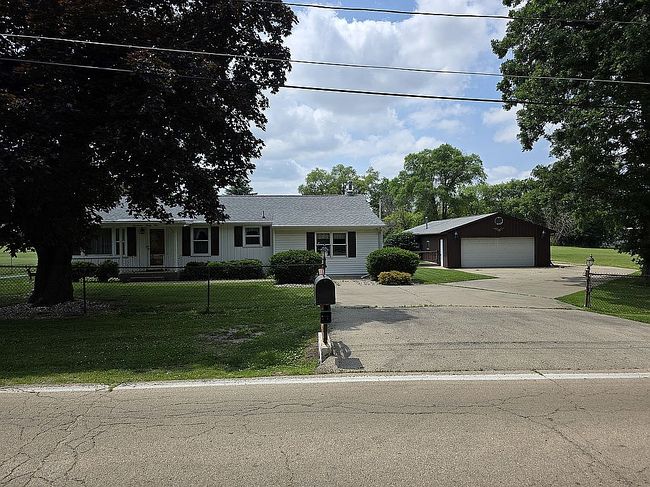 Photo of 1735 Griswold Ave, Sterling, IL