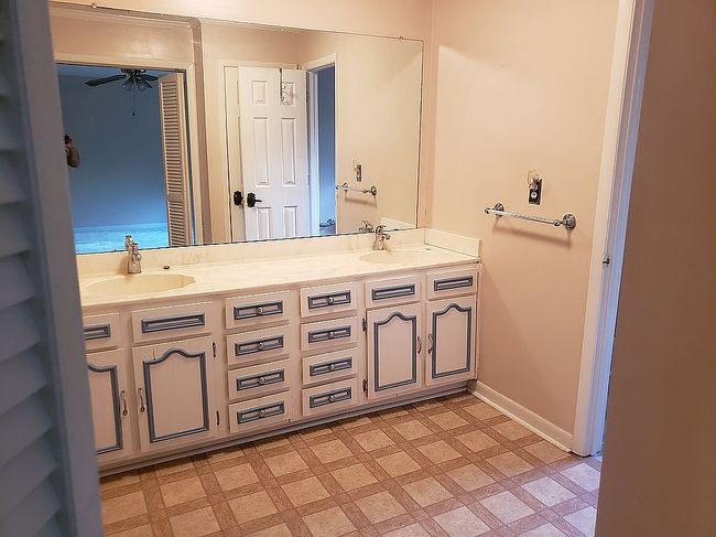 Photo of 1106 Victoria Dr, Dublin, GA