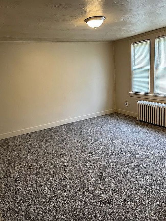 Photo of 21 Kline Ave, North Versailles, PA