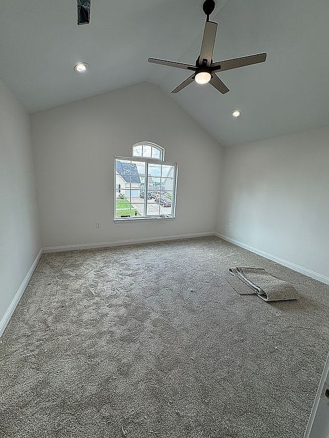 Photo of 116 Danbrook Ct, Radcliff, KY