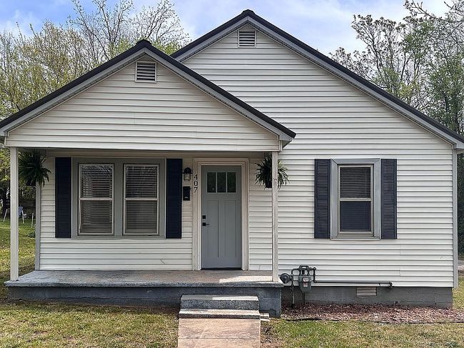 Preview of property located at 407 Center St