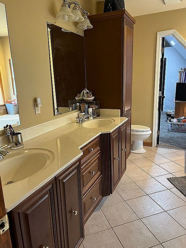 Photo of 138 Shoemake Dr, Whitesburg, KY