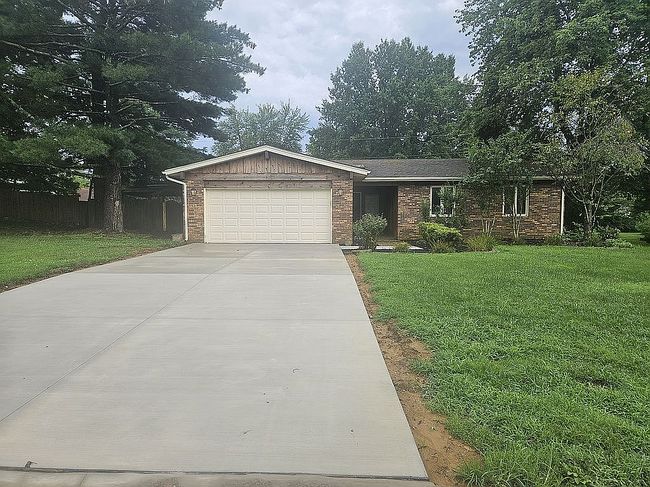 Photo of 7811 Ridgemont Dr