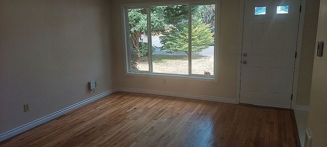 Additional photo 3 of property located at 6705 Se 93rd Ave