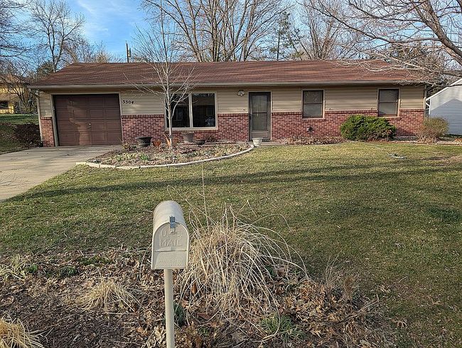 Image of 3304 Musil Dr