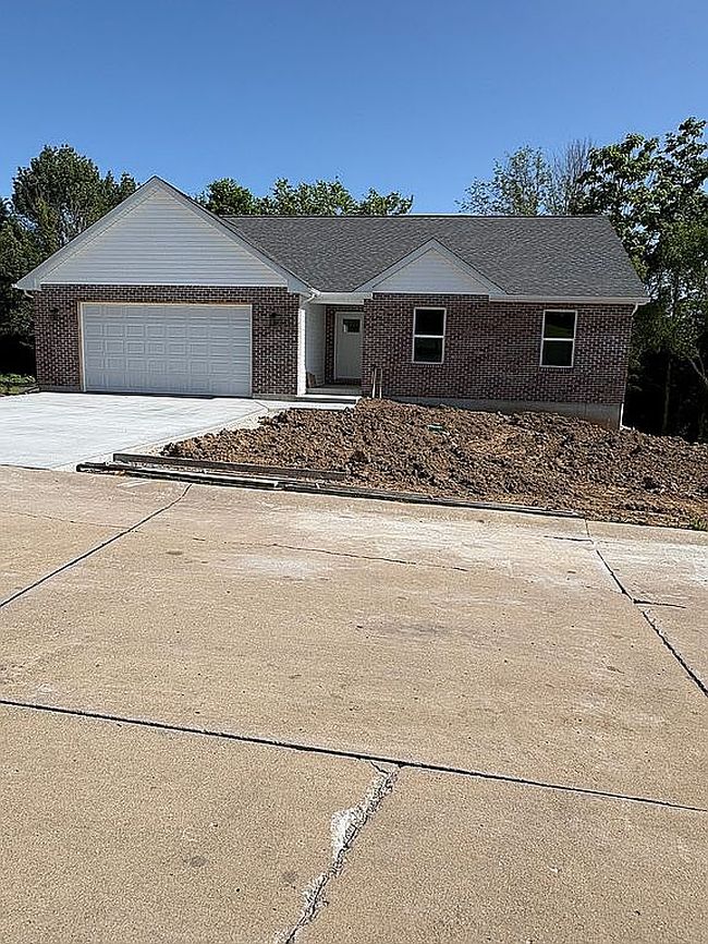 Photo of 308 Heritage Valley Dr, New Haven, MO