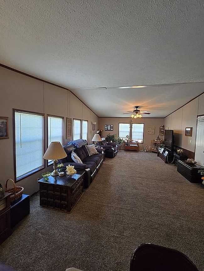 Photo of 1510 Jackson Dr, Marion, IA