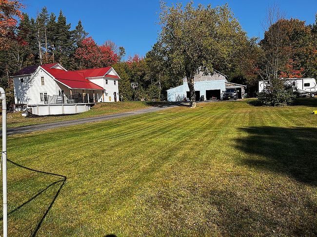 Preview of property located at 23 Hayes Rd