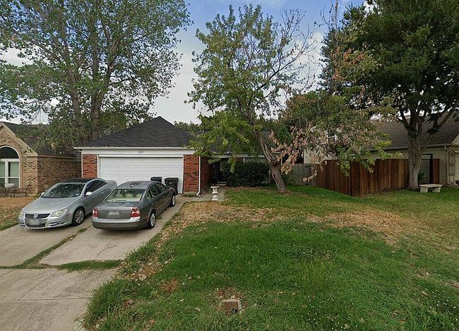 Image of 3825 Huckleberry Dr