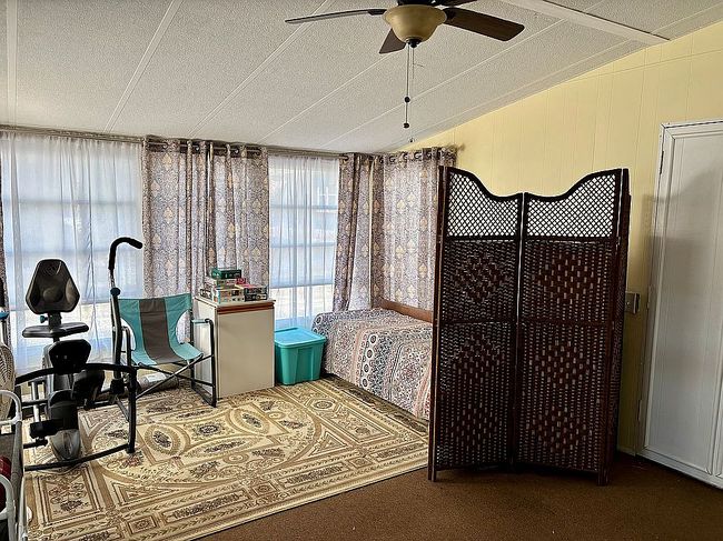 Image of 15402 Lakeshore Villa Rd Unit 227