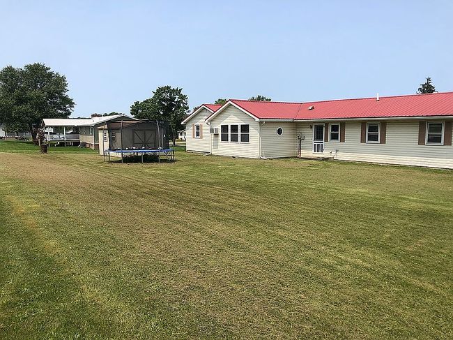 Photo of 110 Rosewood Dr, Middleburg, PA