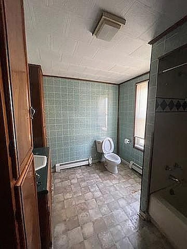 Image of 760 Scott St