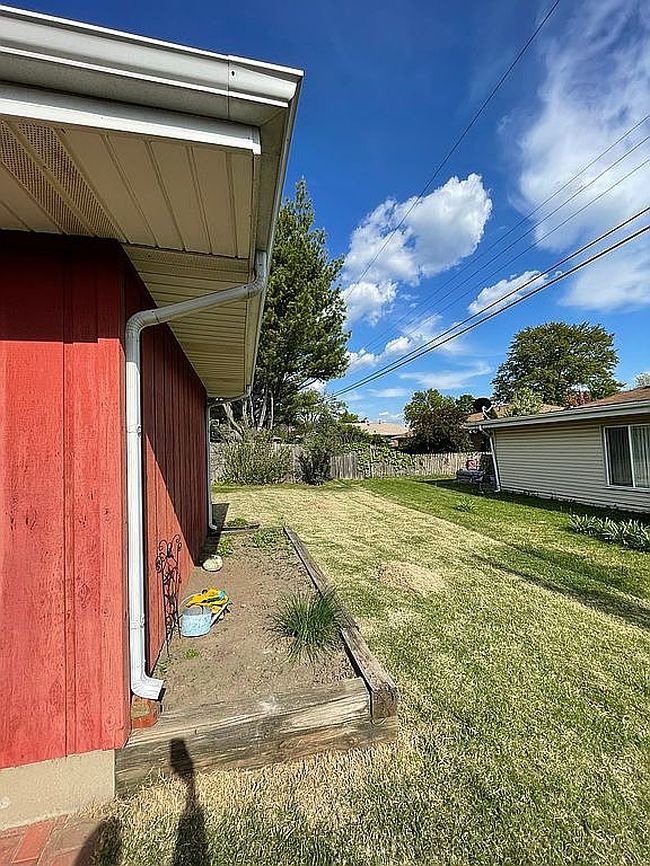 Photo of 308 W Edgevale Pl, Peoria, IL