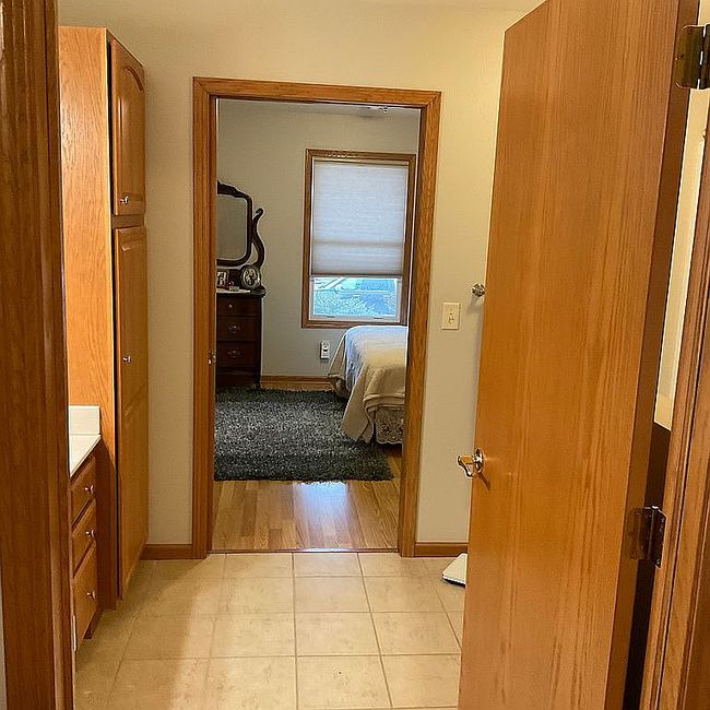 Additional photo 1 of property located at 413 Fillmore St W