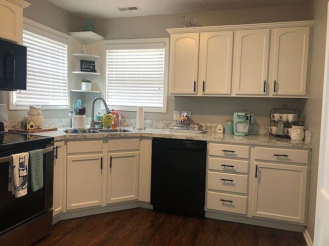 Additional photo 2 of property located at 2215 Emerald Ct