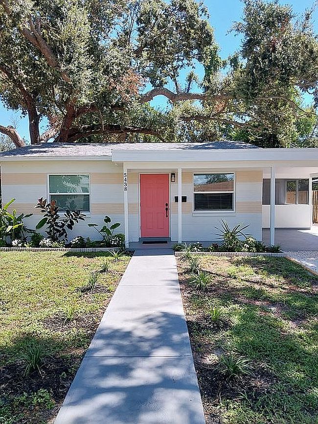 Photo of 5438 2Ed Ave S, Saint Petersburg, FL
