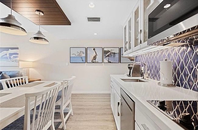 Photo of 240 Sands Point Rd Unit 4102, Longboat Key, FL