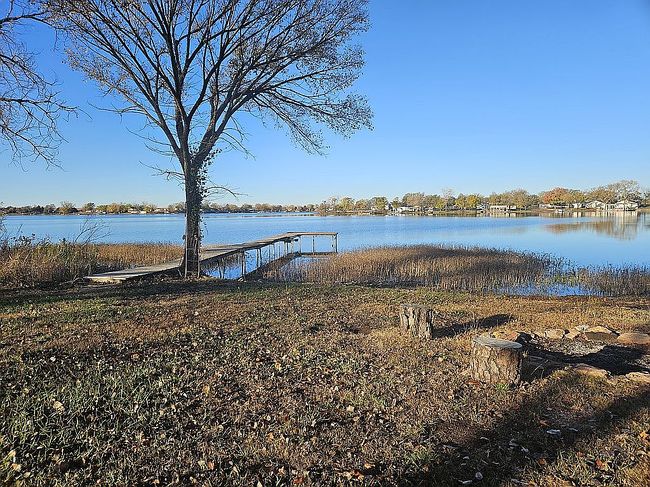 Photo of 2 Eureka Lake Rd, Eureka, KS