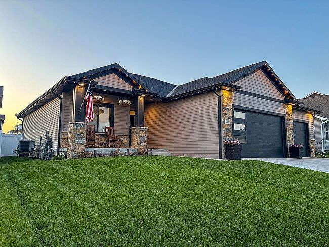 Additional photo 3 of property located at 1600 W Avalanche Rd