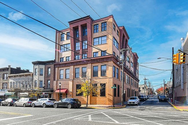 Image of 3519 Park Ave Apt 13