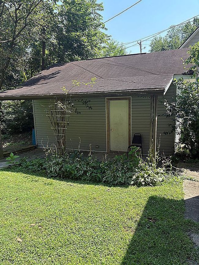 Photo of 184 Fountain St, Logan, OH