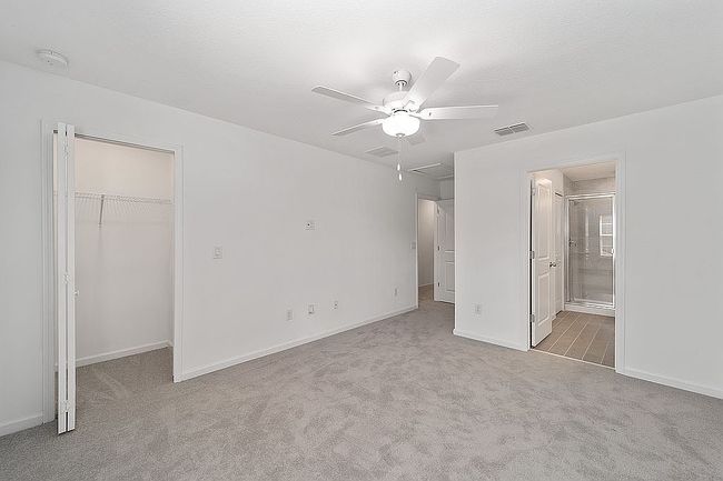 Preview of property located at 3409 Sw 34th Avenue Cir #9