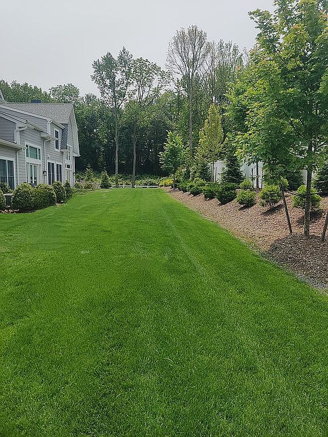 Photo of 242 Coach Dr #53, Woodbury, NY