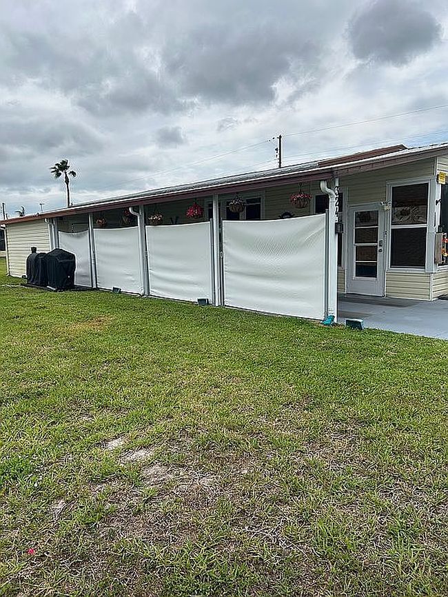 Image of 324 Pleasant Pl