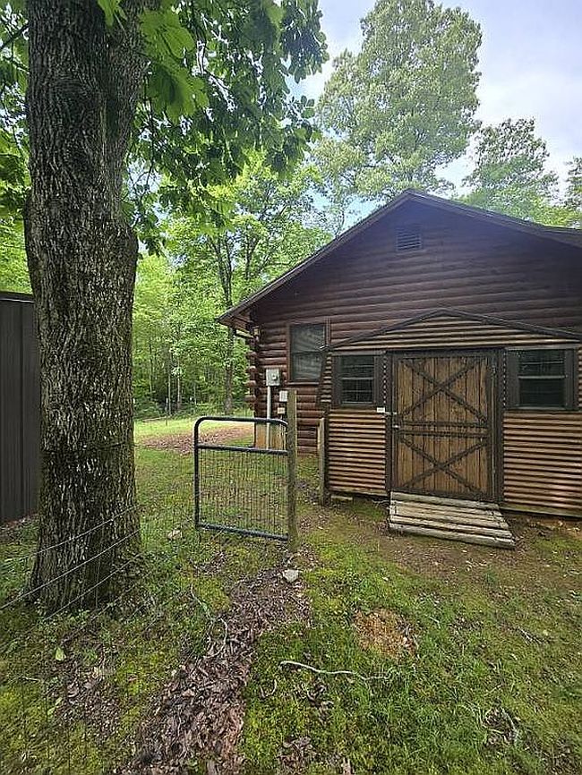 Image of 170 Ashley Dr