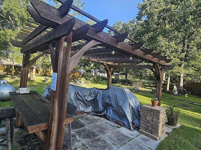 Photo of 1614 Sahara Dr, Crosby, TX