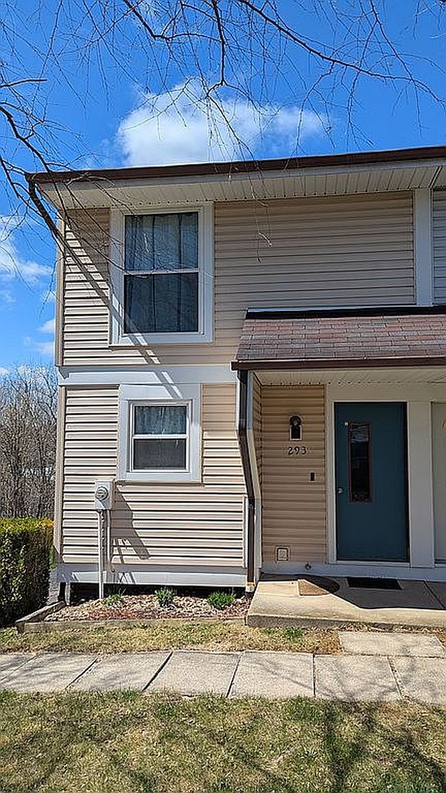 Image of 293 Holland Ct