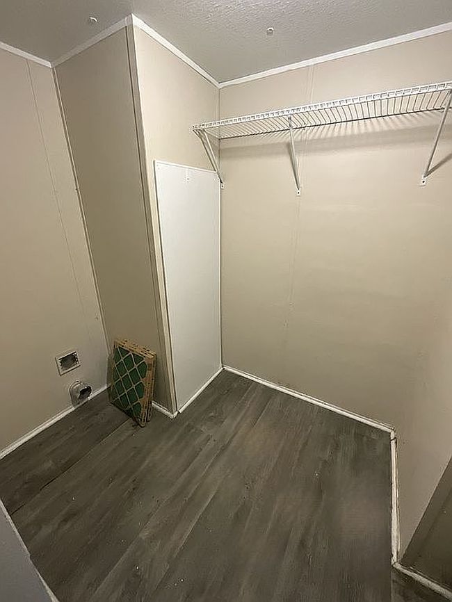 Image of 1417 E Keith Cir