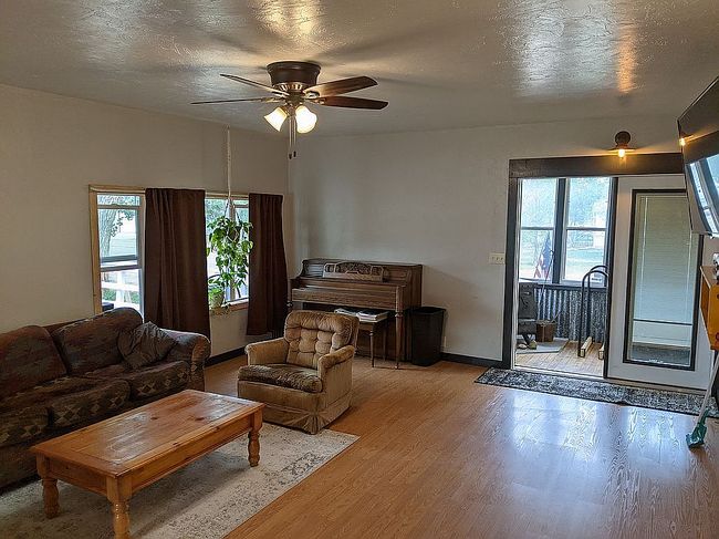 Image of 121 S Lincoln Ave