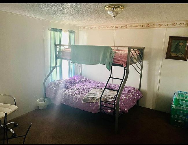 Additional photo 2 of property located at 1004 Jenny Ct