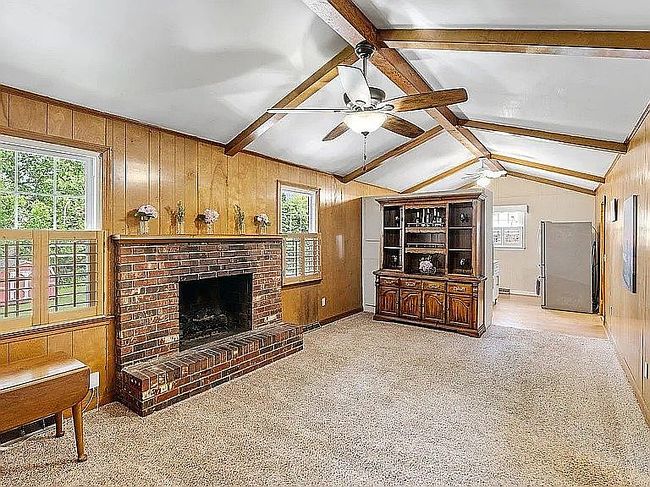 Photo of 703 Edwards Rd, Greenville, SC