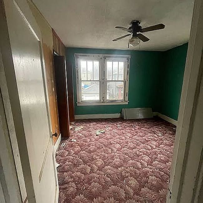 Photo of 221 13th St, Beaver Falls, PA