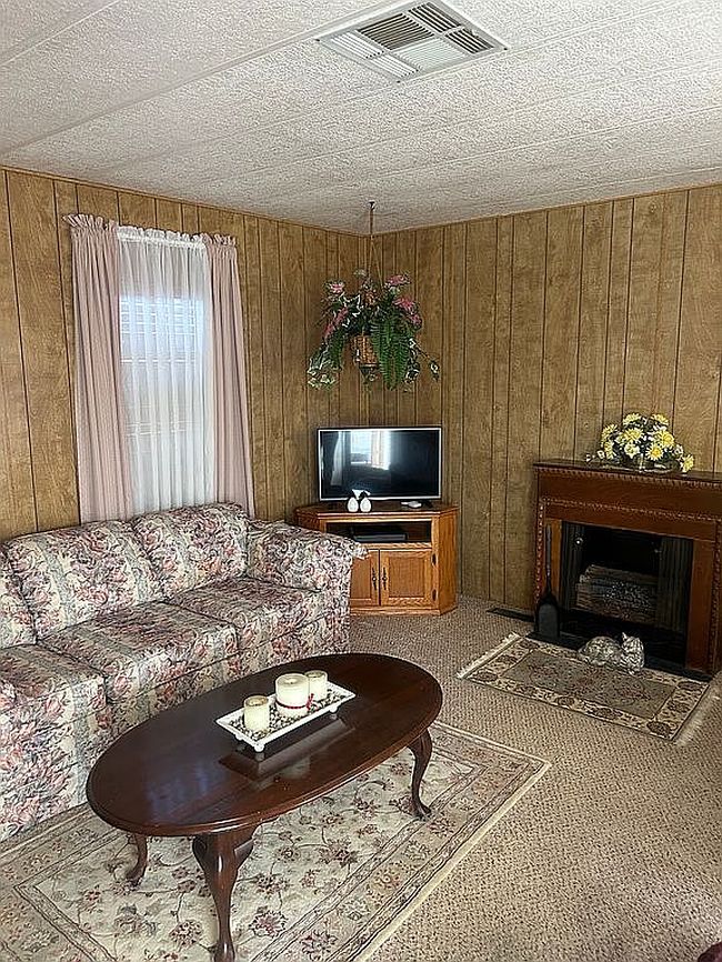 Image of 1135 W Prince Rd #89-100