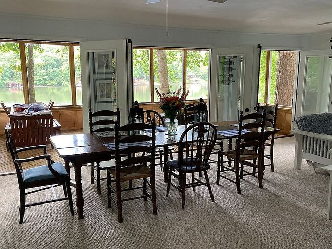 Image of 205 Snow Lake Dr