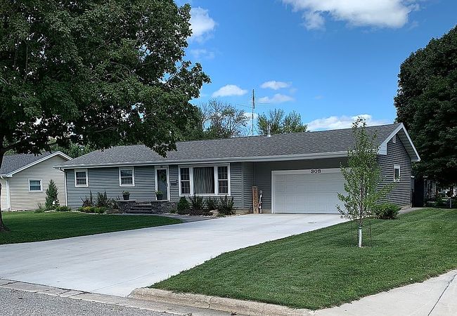 Photo of 308 Nw 10th St