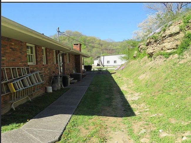 Image of 8373 State Route 1428
