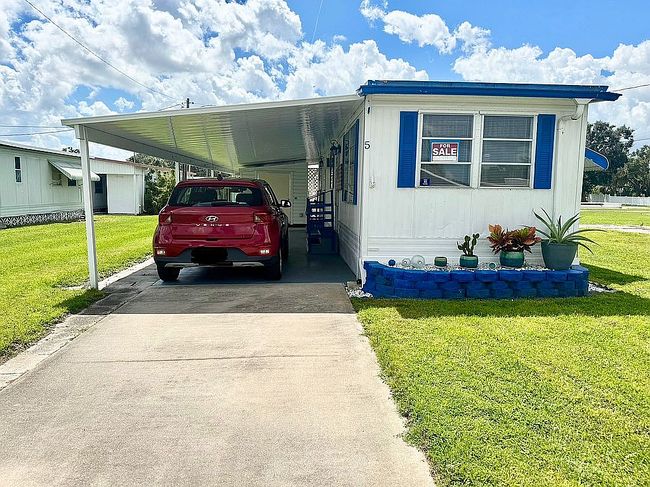 Photo of 5 Desoto Ave
