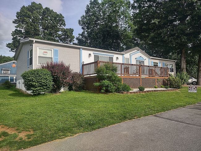 Photo of 94 Appomattox Dr, Martinsburg, WV