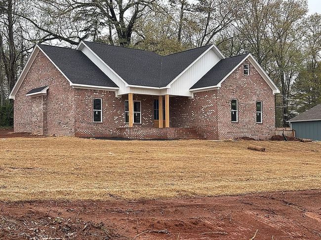 Image of 139 River Dr
